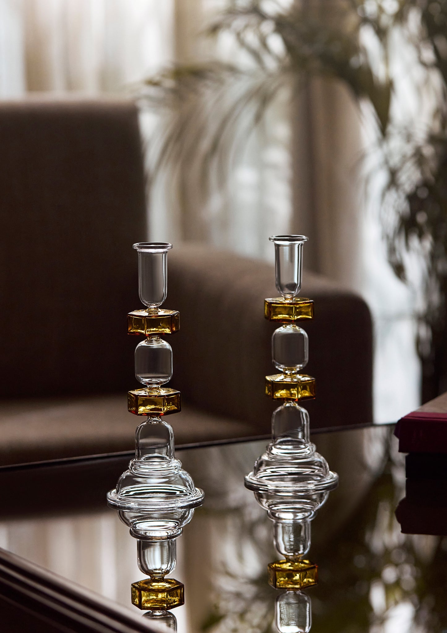 Kanak Candle Stand