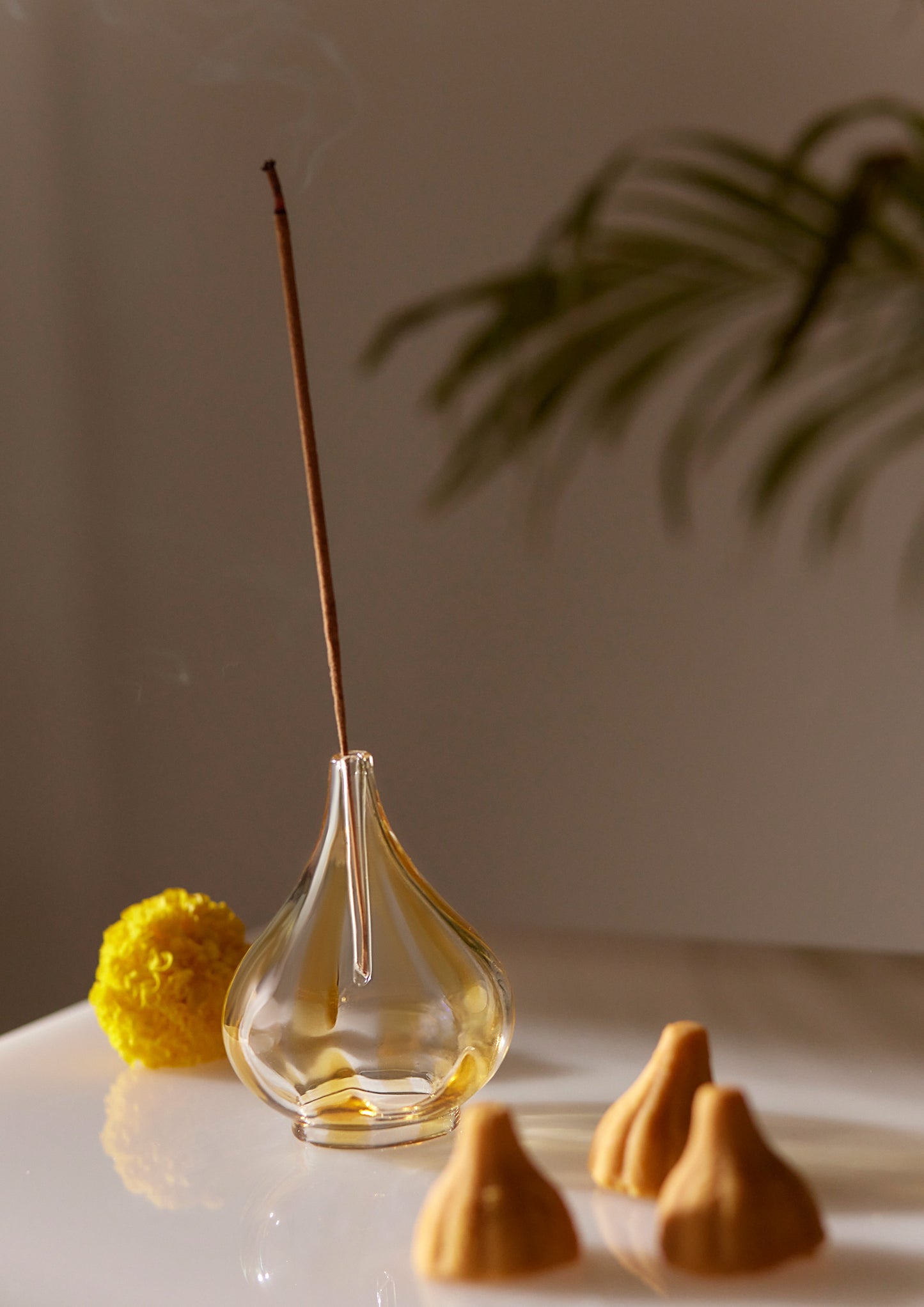 Premium borosilicate incense stand designed for rituals and elegant decor