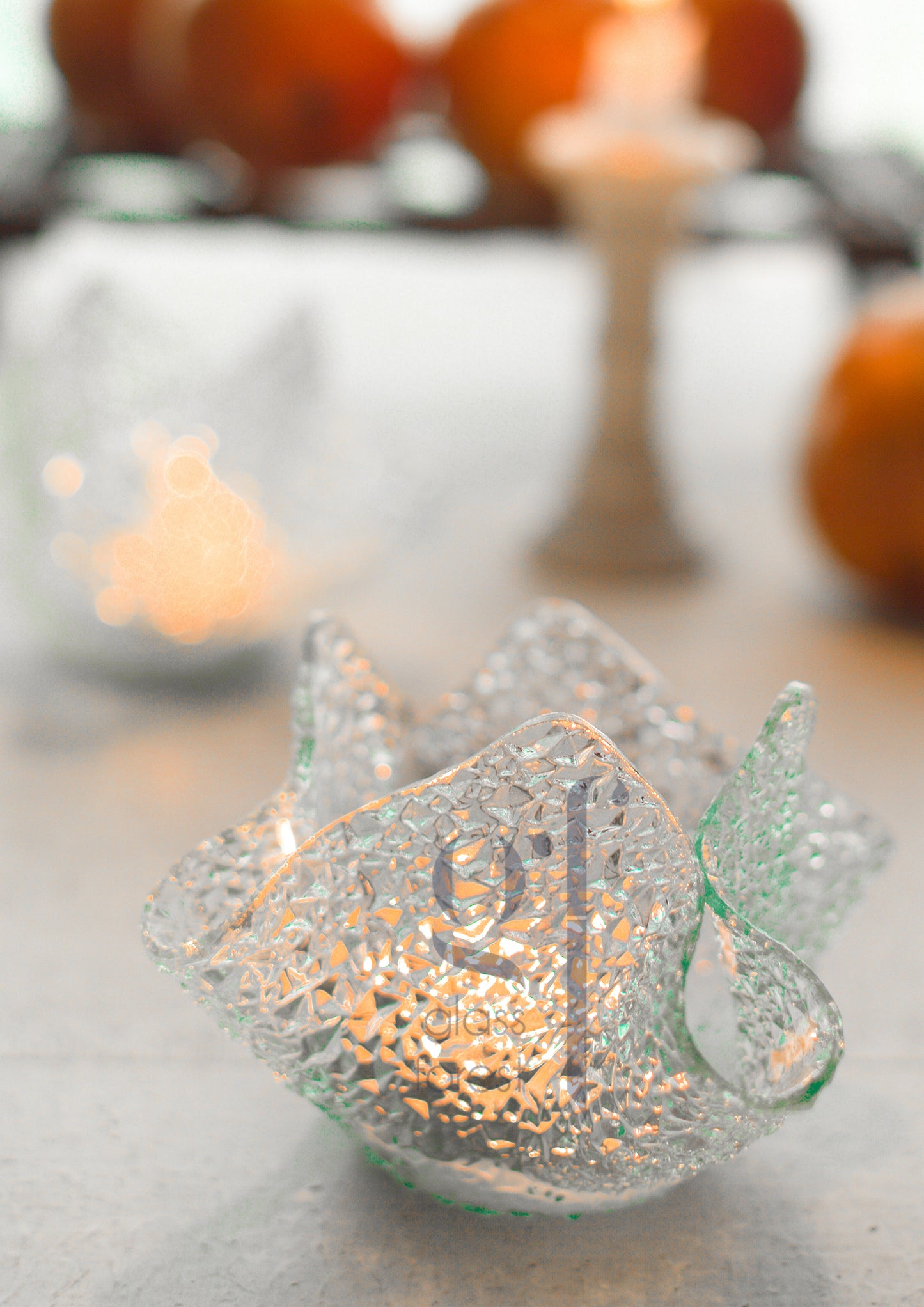 Crumpled votive