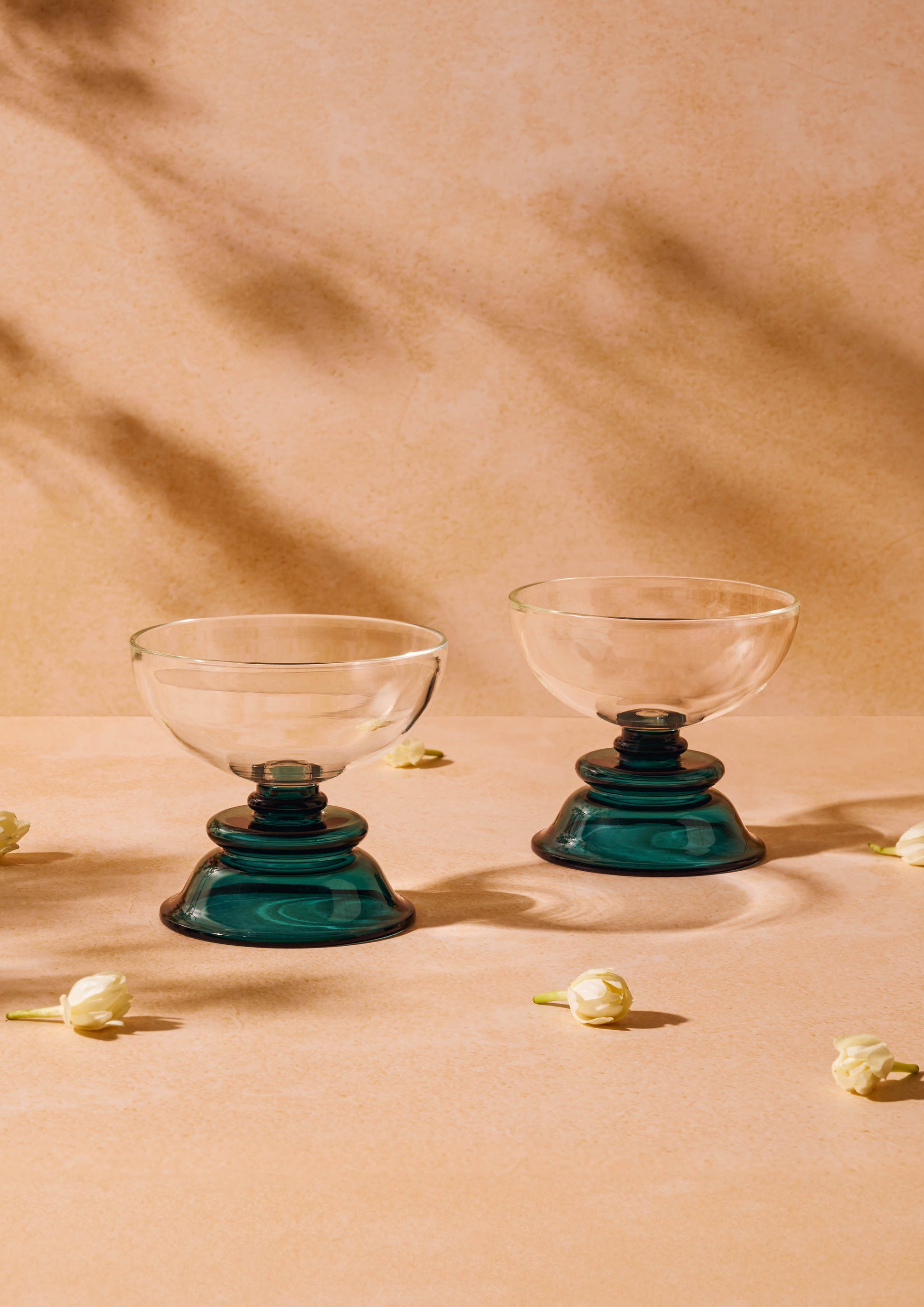 Hand placing luxury glass dessert bowl – Kanak by Glass-Forest

