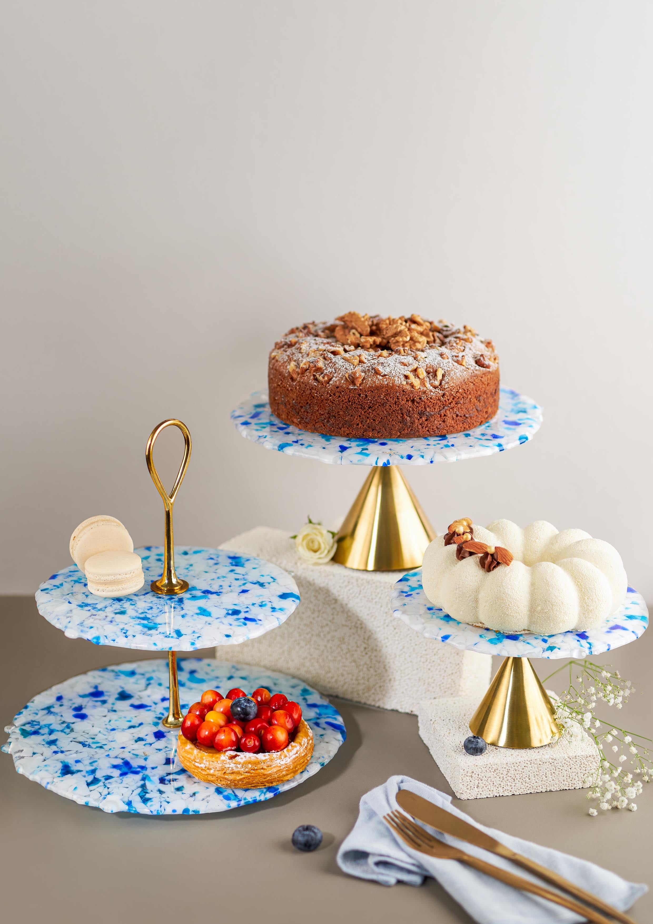 Double Tier Cup Cake Stand - Nu Casa